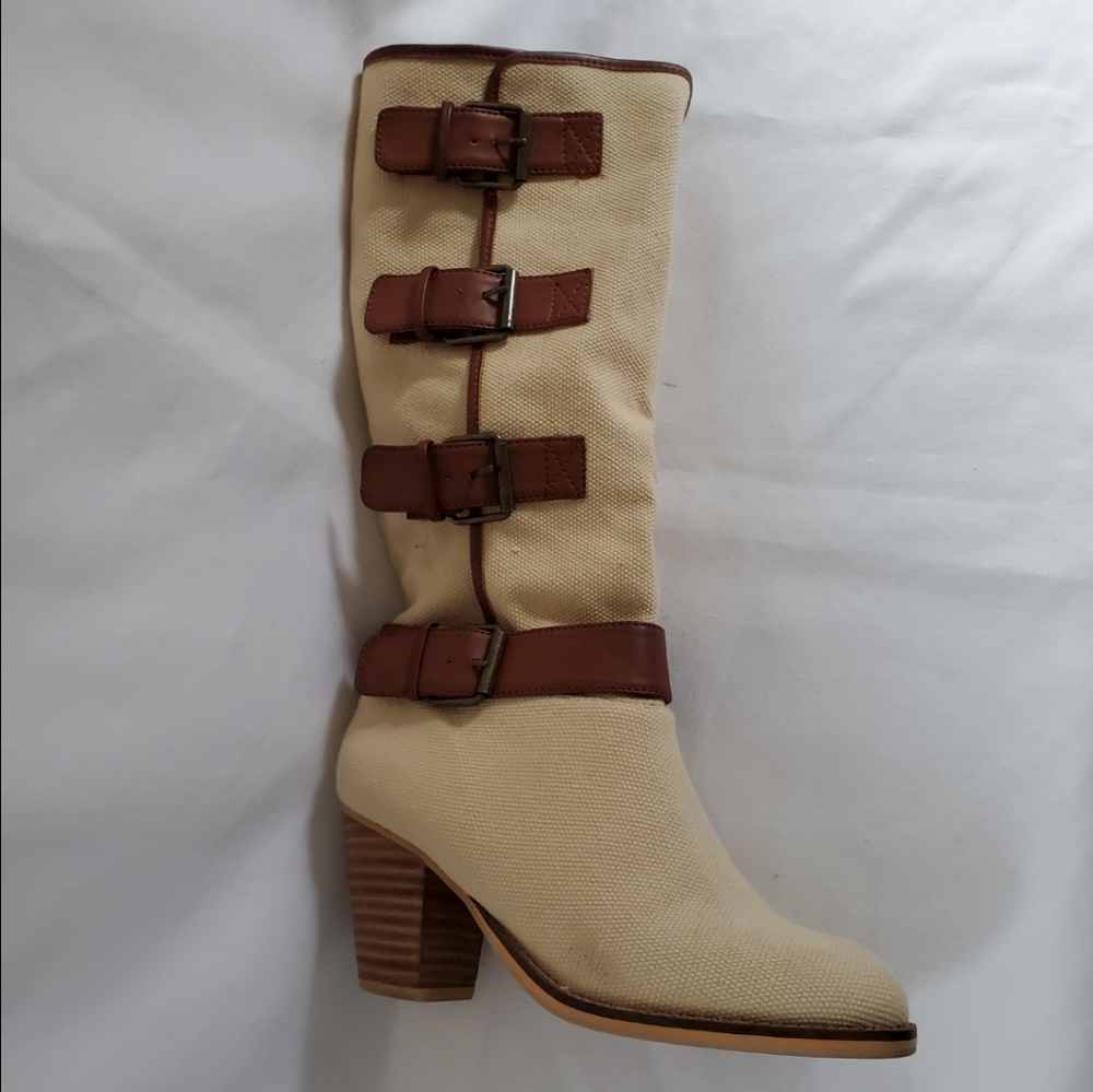 Womens Newport News Natural Sand Buckle Boots with Heels Size 7.5 M
